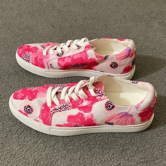 Kenneth Cole NY Kam Sz 9.5 canvas sneaker pink hot pink black white floral print - Picture 2 of 9